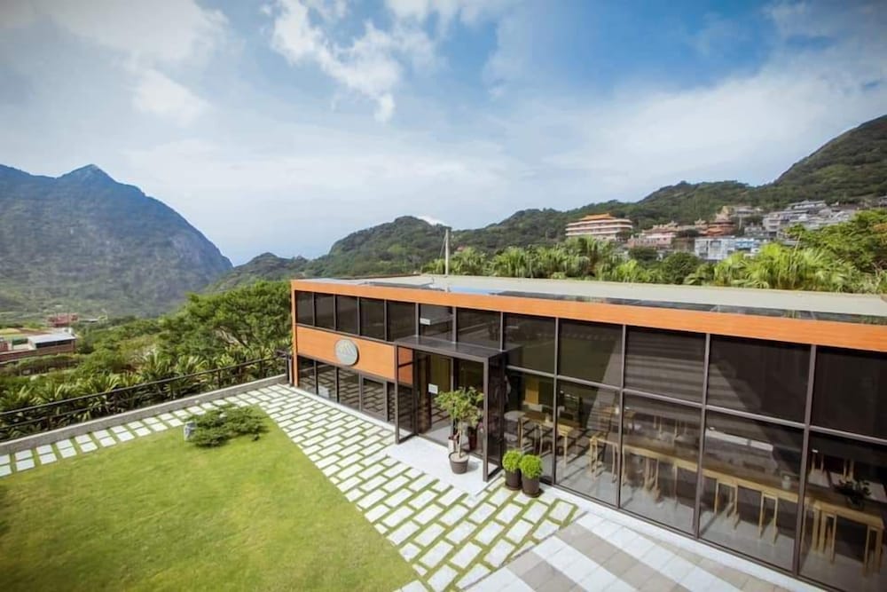 金漫會館 金瓜石九份景觀民宿 Jien Mount Villas — 4-Star Luxury Hotel in Jiufen, Republic of China Taiwan
