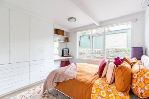 Spacious Pet Friendly Close to Main St in Ocean Grove, Australia