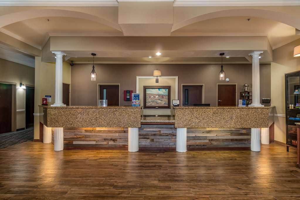 Best Western Plus Shamrock Inn & Suites - photo 2