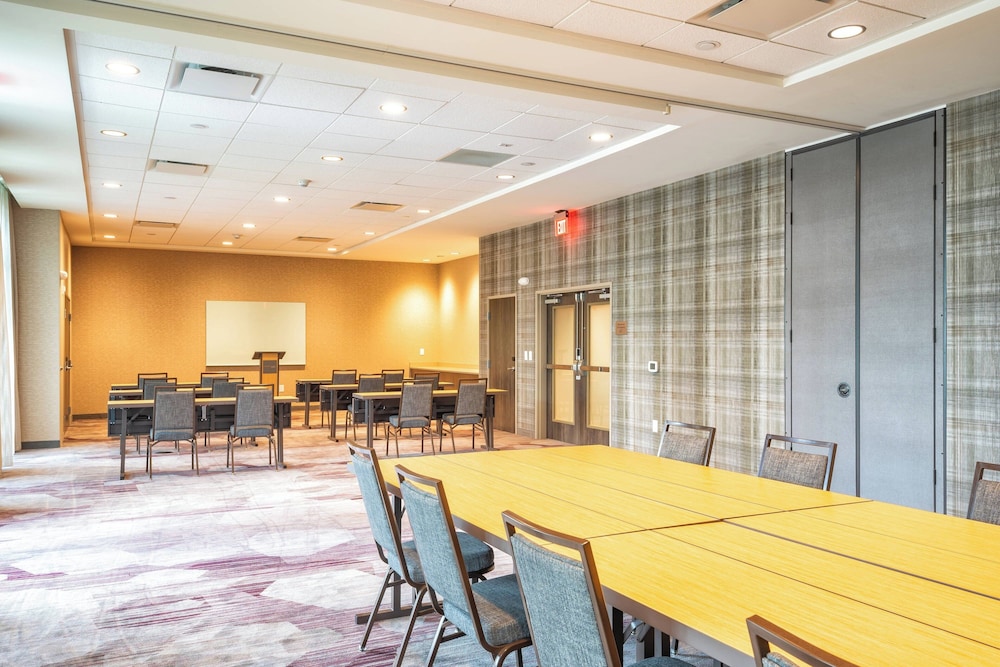Courtyard by Marriott Charleston North Charleston - photo 33