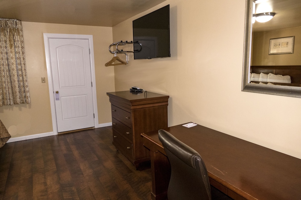 Abram Inn & Suites - photo 31