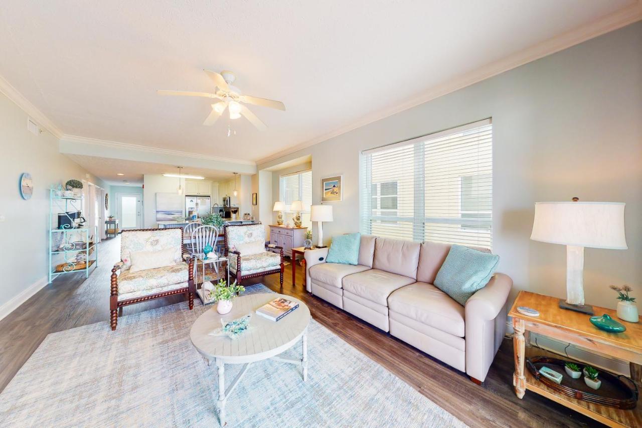 Brown Eyed Girl in Port Saint Joe, United States