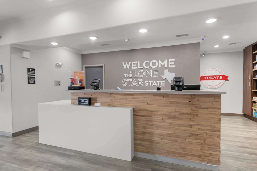 Hampton Inn Seguin - photo 5