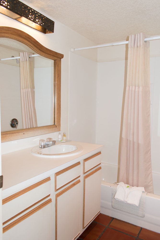 Santa Fe Suites - photo 29