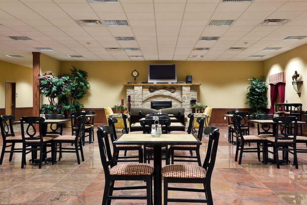 Holiday Inn Express Salado Belton by IHG - photo 22