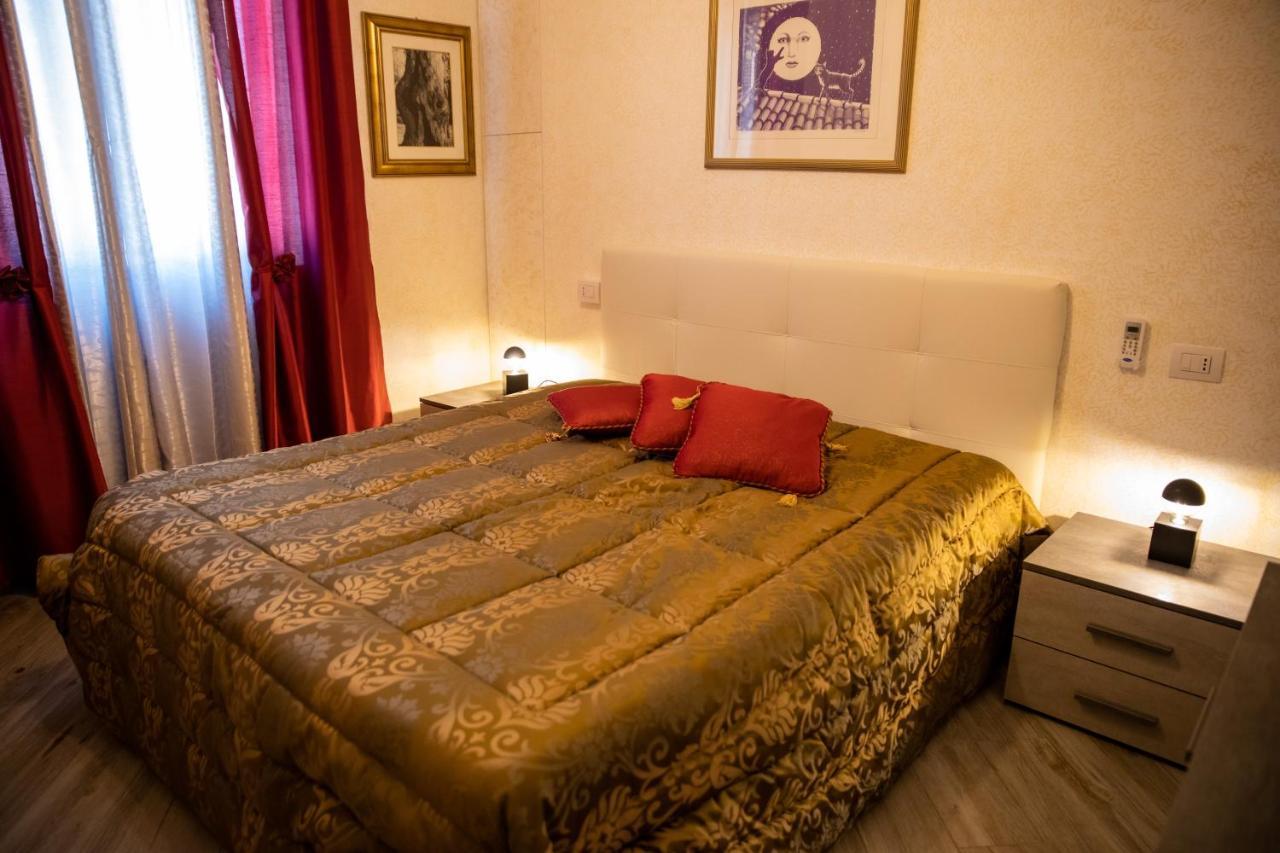 Vaticano Bed Apartment — 4-Star Luxury Hotel in Bari, Italy