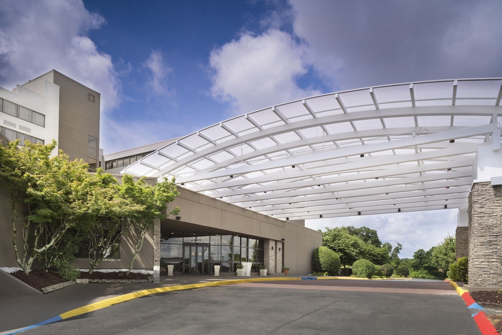 Holiday Inn by IHG - photo 48