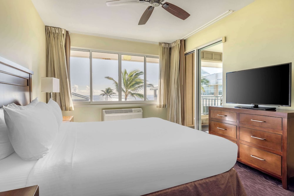Hilton Vacation Club The Point At Poipu Kauai - photo 8
