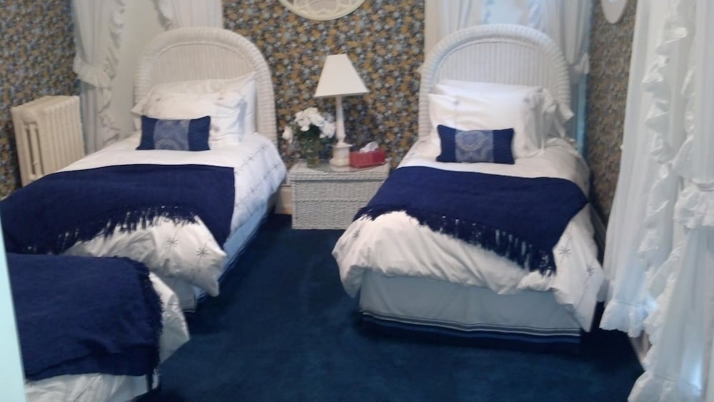 Rose Corner Inn - photo 6