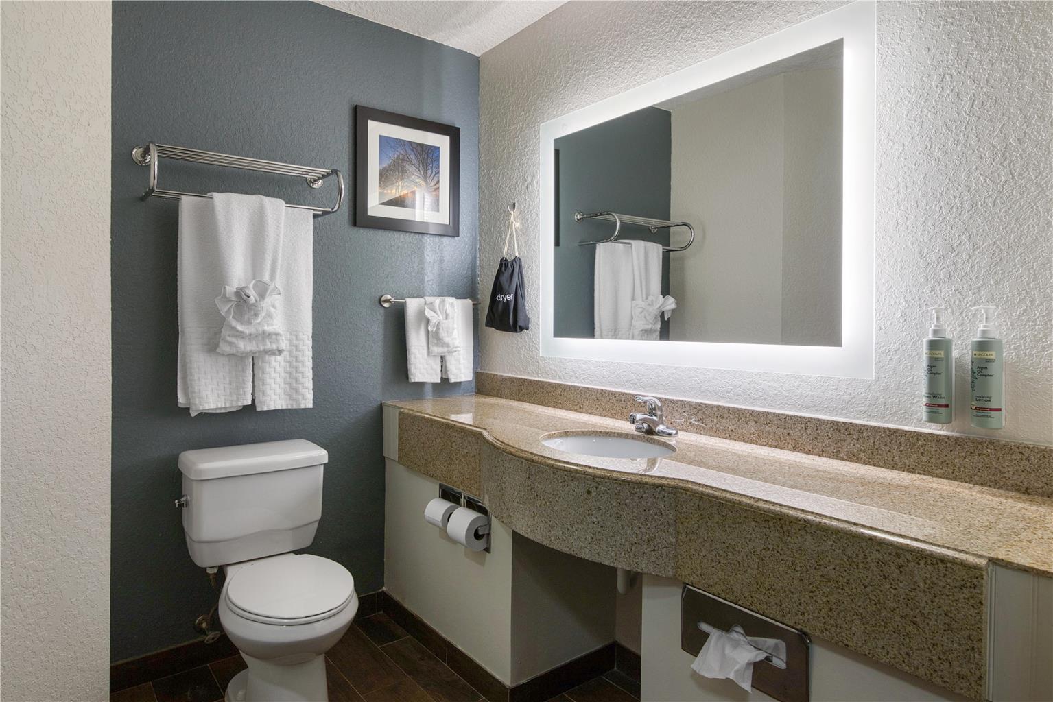 Best Western Waldo Inn and Suites - photo 39