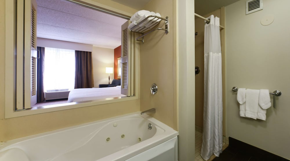 Hilton Garden Inn Secaucus Meadowlands - photo 30
