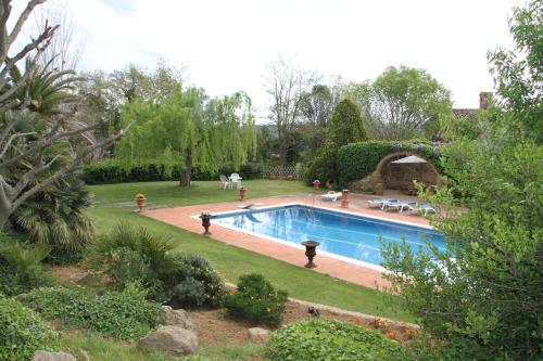 Mas Vilosa Bed and Breakfast — 4-Star Luxury Hotel in La Bisbal D'emporda, Spain