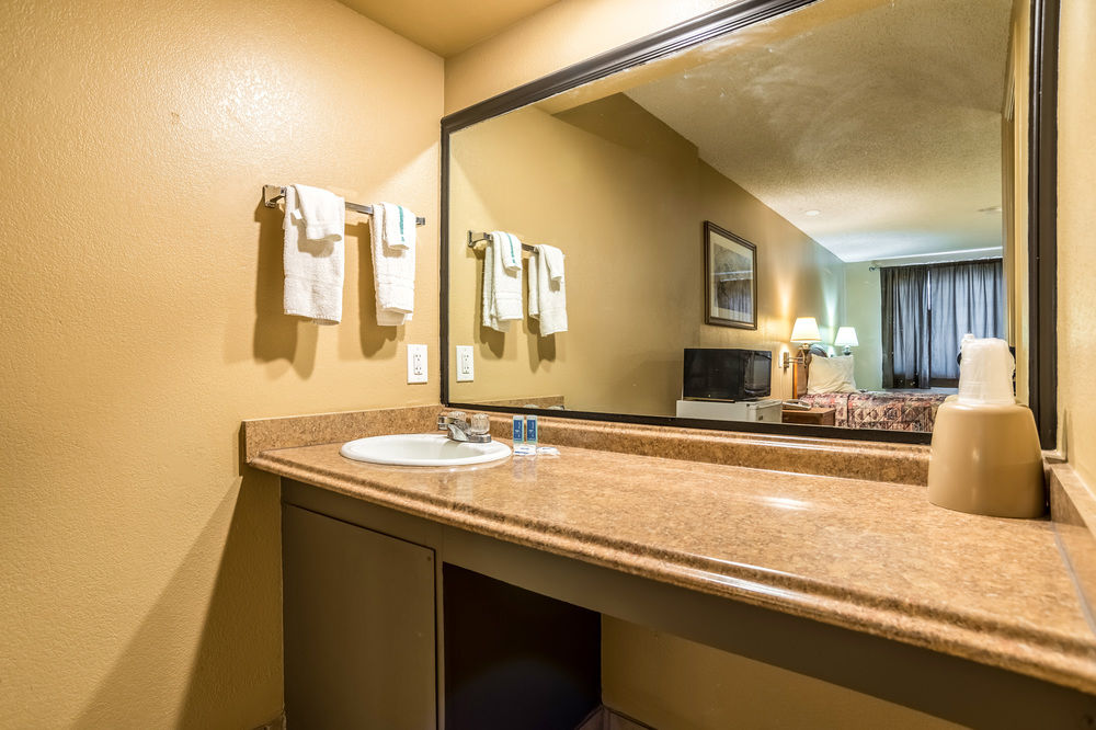 Wildcat Inn - photo 37