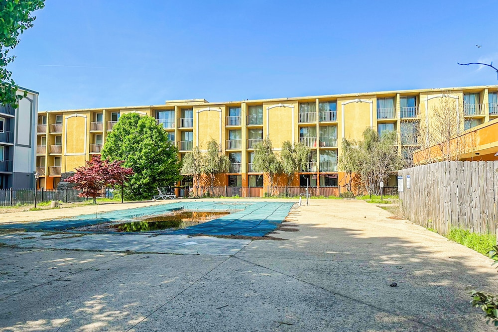 Jackson Hotel & Convention Center - photo 68