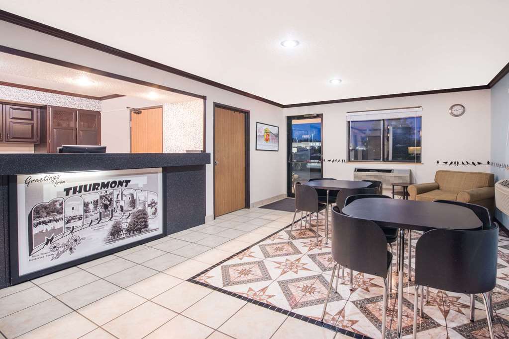 Super 8 by Wyndham Thurmont - photo 3
