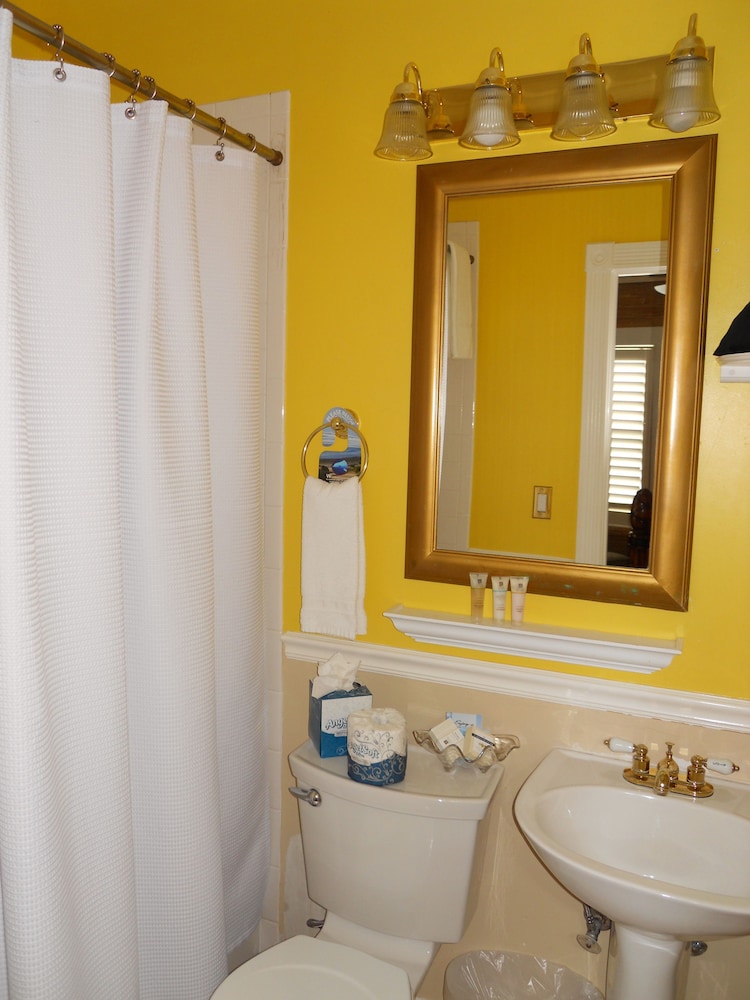 Duval Inn - photo 44
