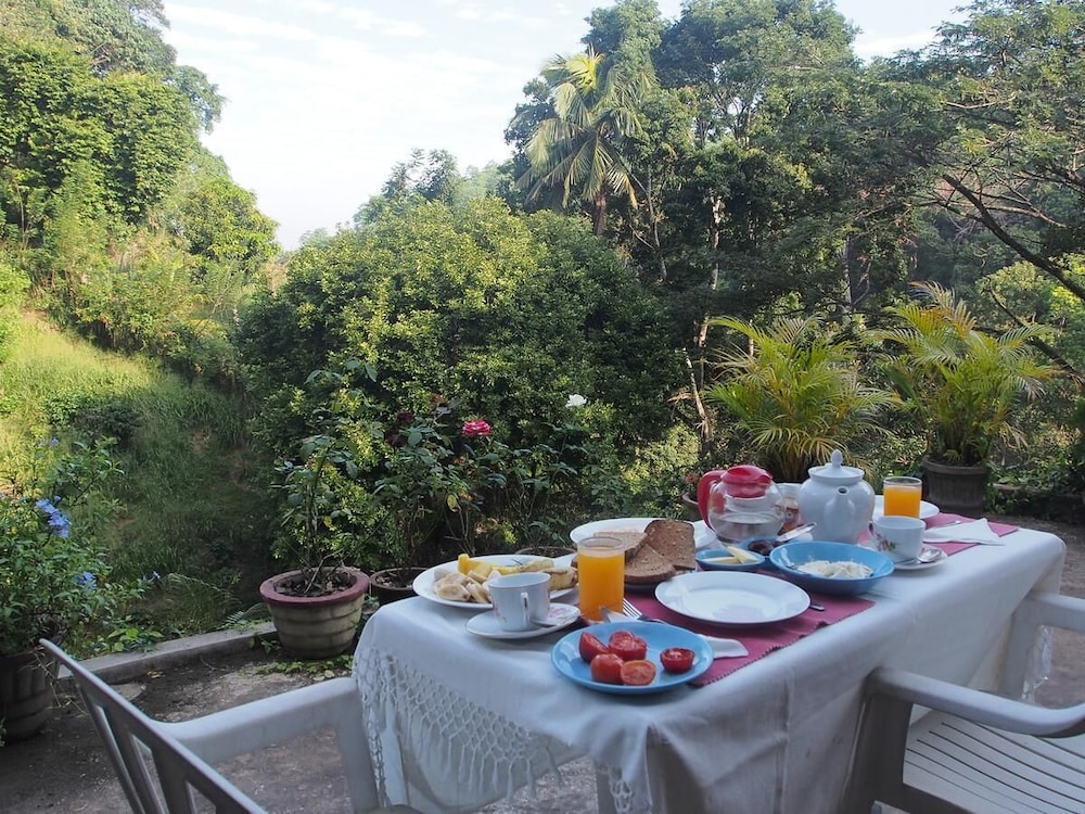 Forest Glen Kandy - last minute hotel in Kandy