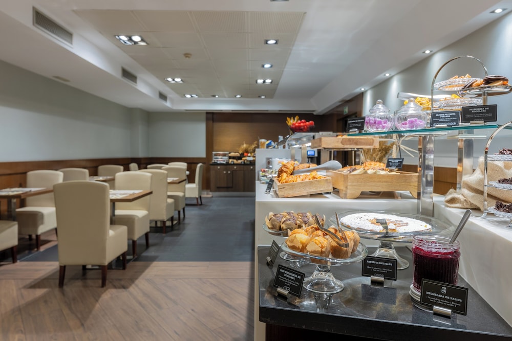 מזון ומשקאות