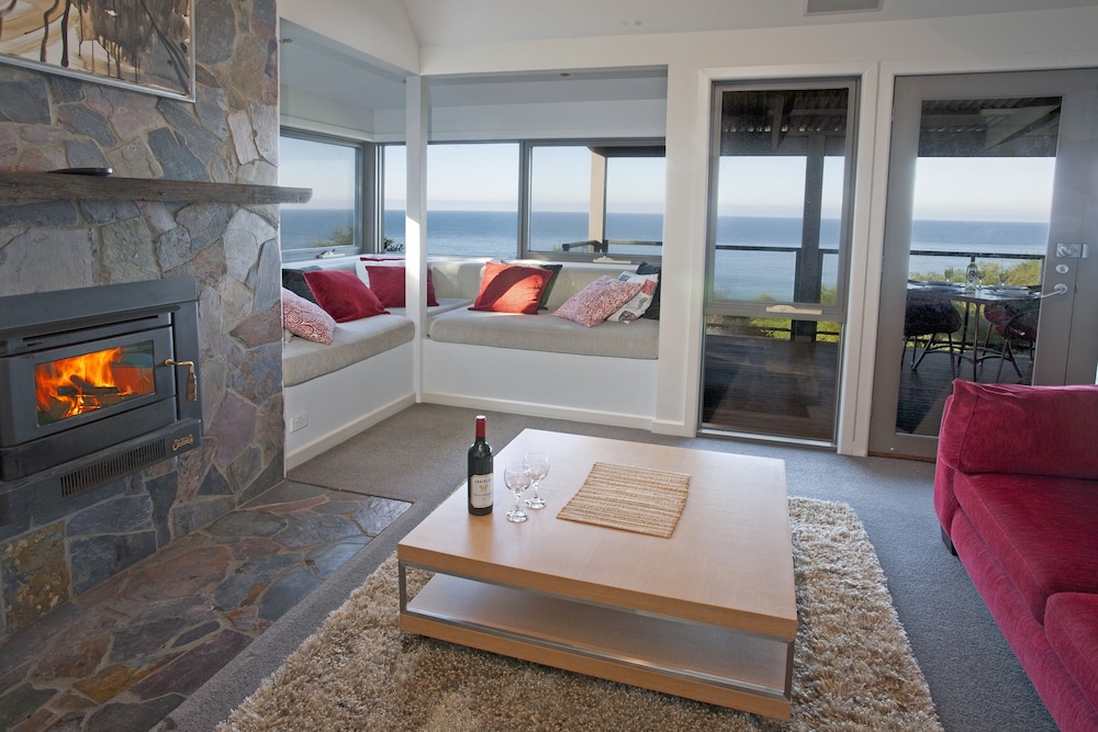 Points South By The Sea in Apollo Bay, Australia