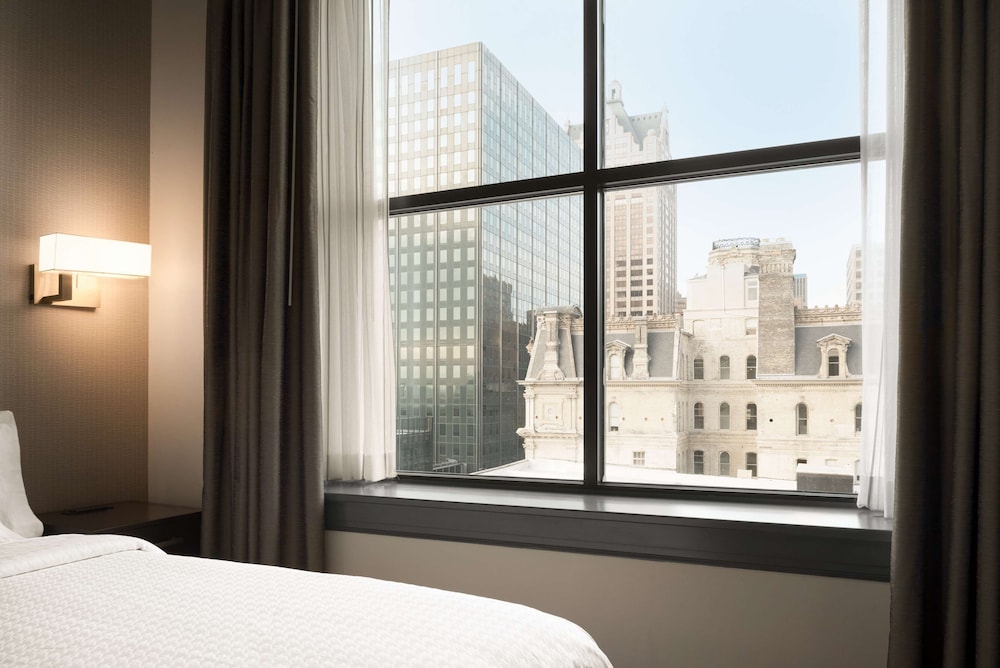 Homewood Suites By Hilton Milwaukee Downtown - photo 33