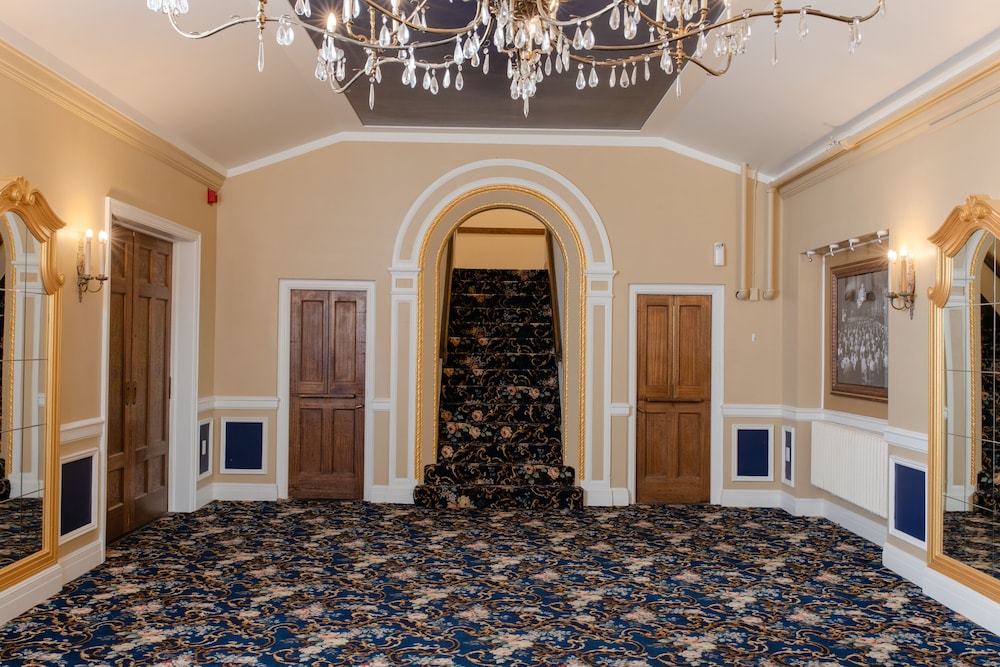 Hotel Leo - photo 49