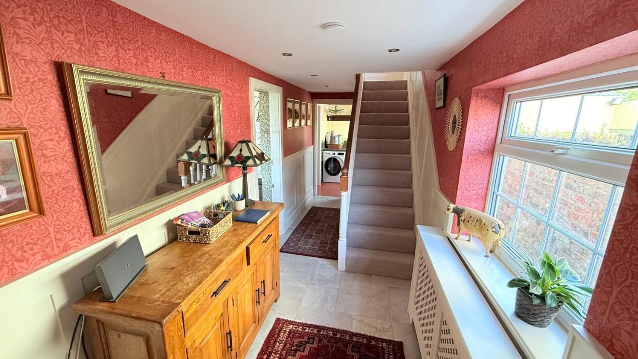 Wharfe Bank Cottage