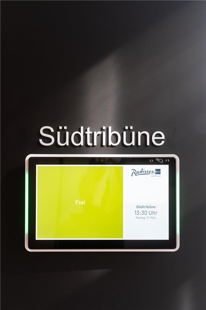 Meeting room signage