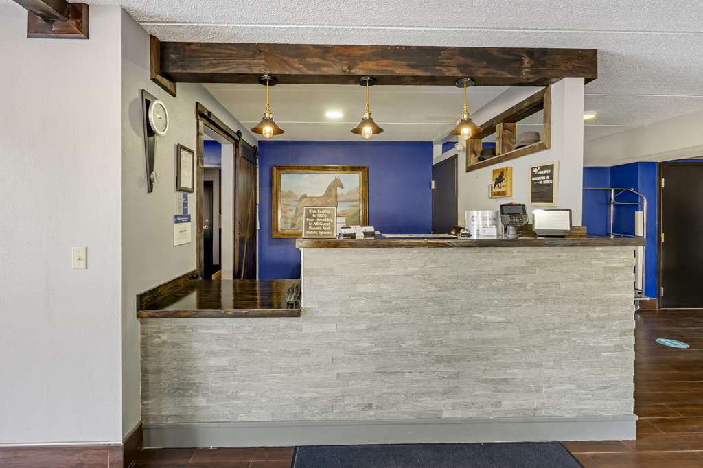 Best Western Shelbyville Inn and Suites Celebration Inn - photo 8