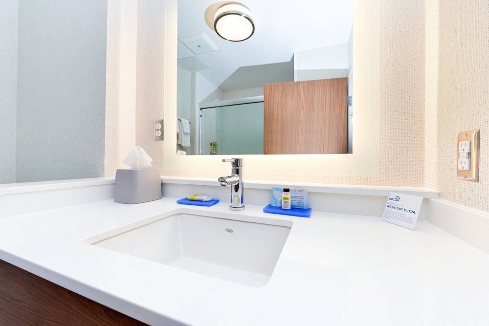 Holiday Inn Express & Suites Elko by IHG - photo 27