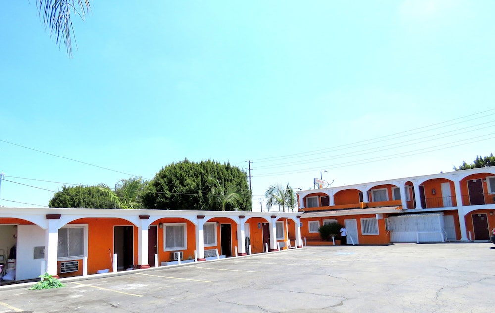 Central Inn Motel - photo 26