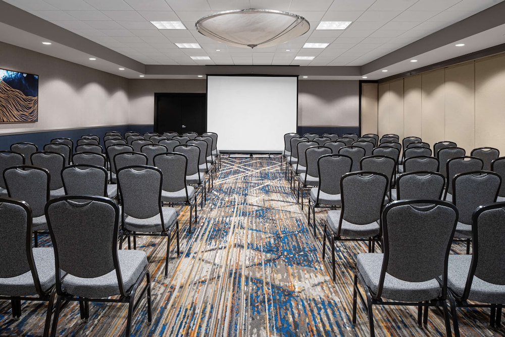The Alloy King of Prussia a DoubleTree by Hilton - photo 54