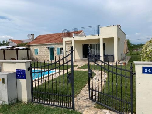 Holiday Home in Zadar with Private Pool — 4-Star Luxury Hotel in Zadar, Croatia