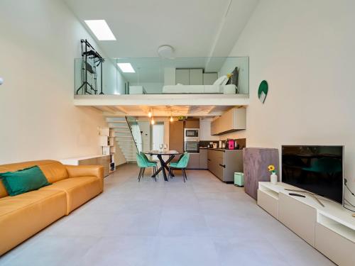 Design Loft with Private Garden Portello — 4-Star Luxury Hotel in Milan, Italy