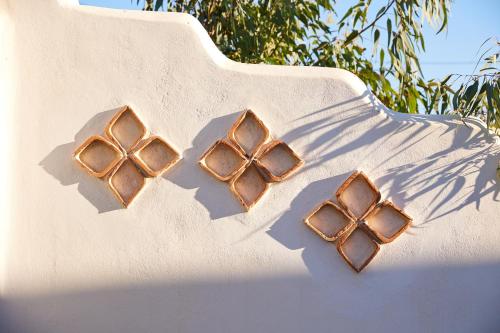 Aspros Pyrgos — Unknown City — photo 5