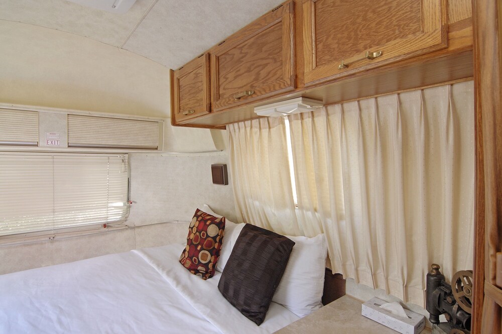 Palm Canyon Hotel & RV Resort - photo 41