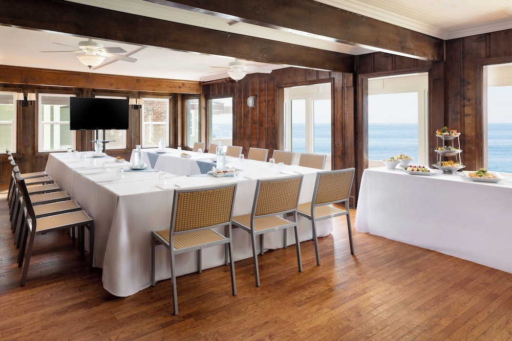 Pacific Edge Hotel - photo 93
