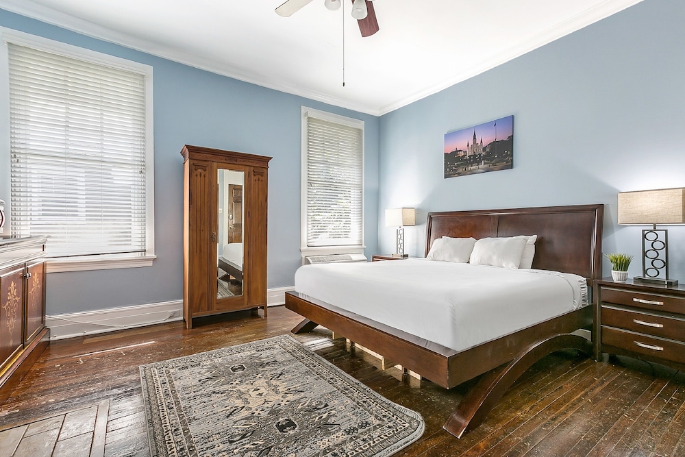 Canal Express Rooms - photo 10