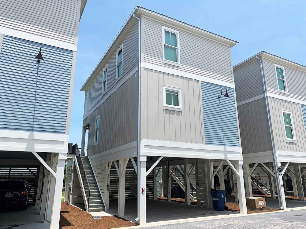 West Side Cottages #N Robin’s Nest in Gulf Shores, United States