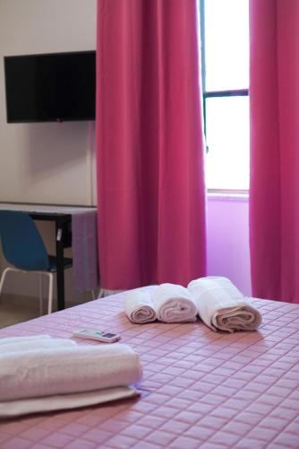 Fly Home 3 — 4-Star Luxury Hotel in Naples, Italy