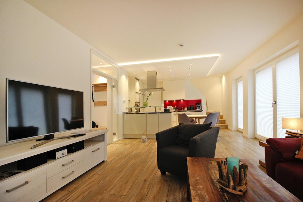 Semi detached house St Peter Ording — 4-Star Luxury Hotel in Sankt Peter-Ording, Germany