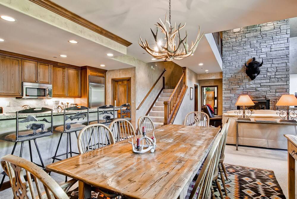 Highlands Slopeside by East West Hospitality - photo 125