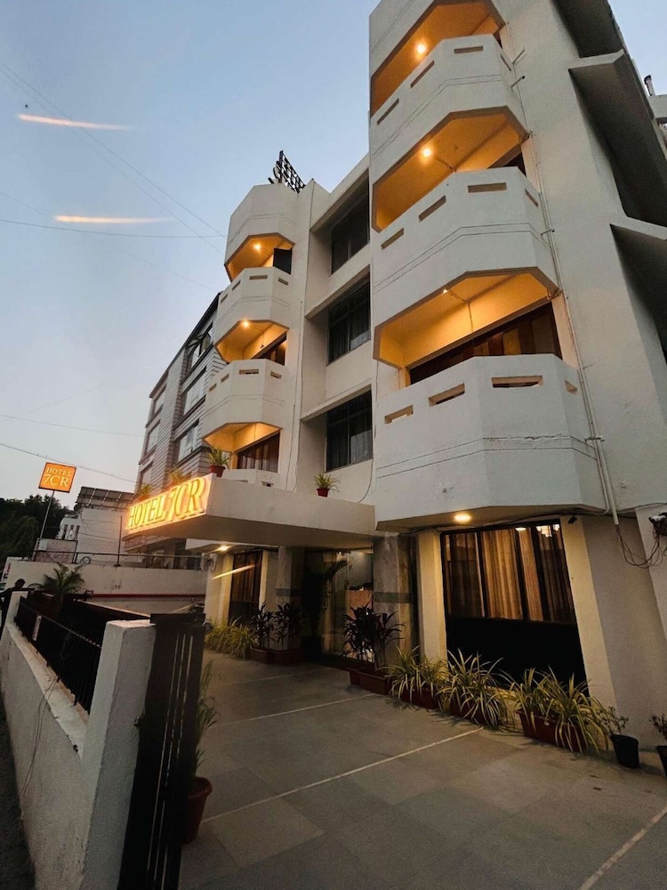 Hotel 7 Cr - carbon neutral hotel in Vadodara