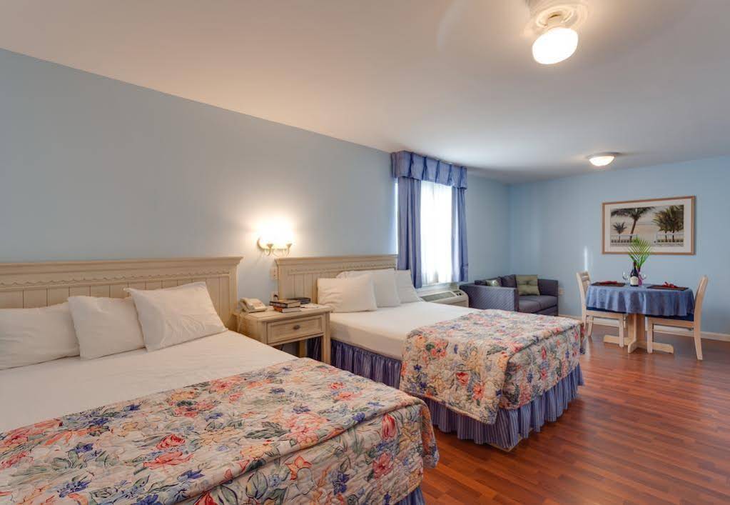 Fountain Cottages Inn - photo 19