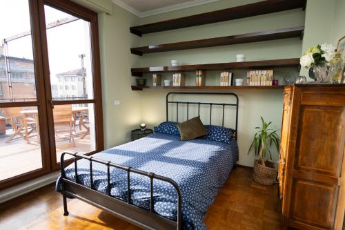 Splendido appartamento con terrazzo — 4-Star Luxury Hotel in Turin, Italy