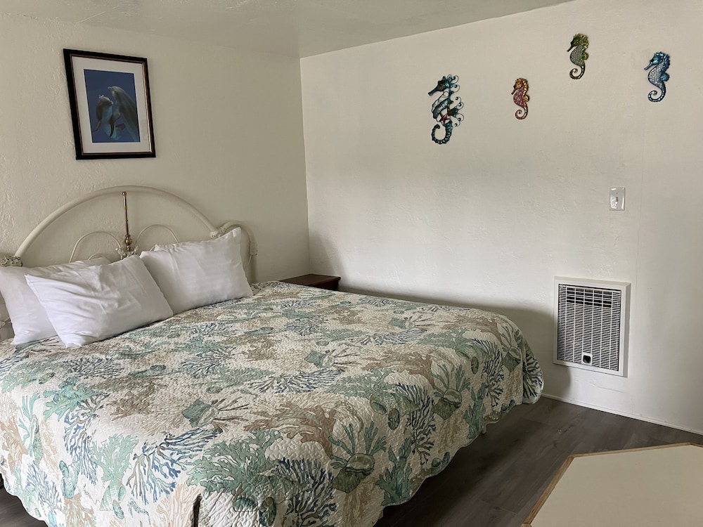 Florence Lighthouse Inn - photo 39