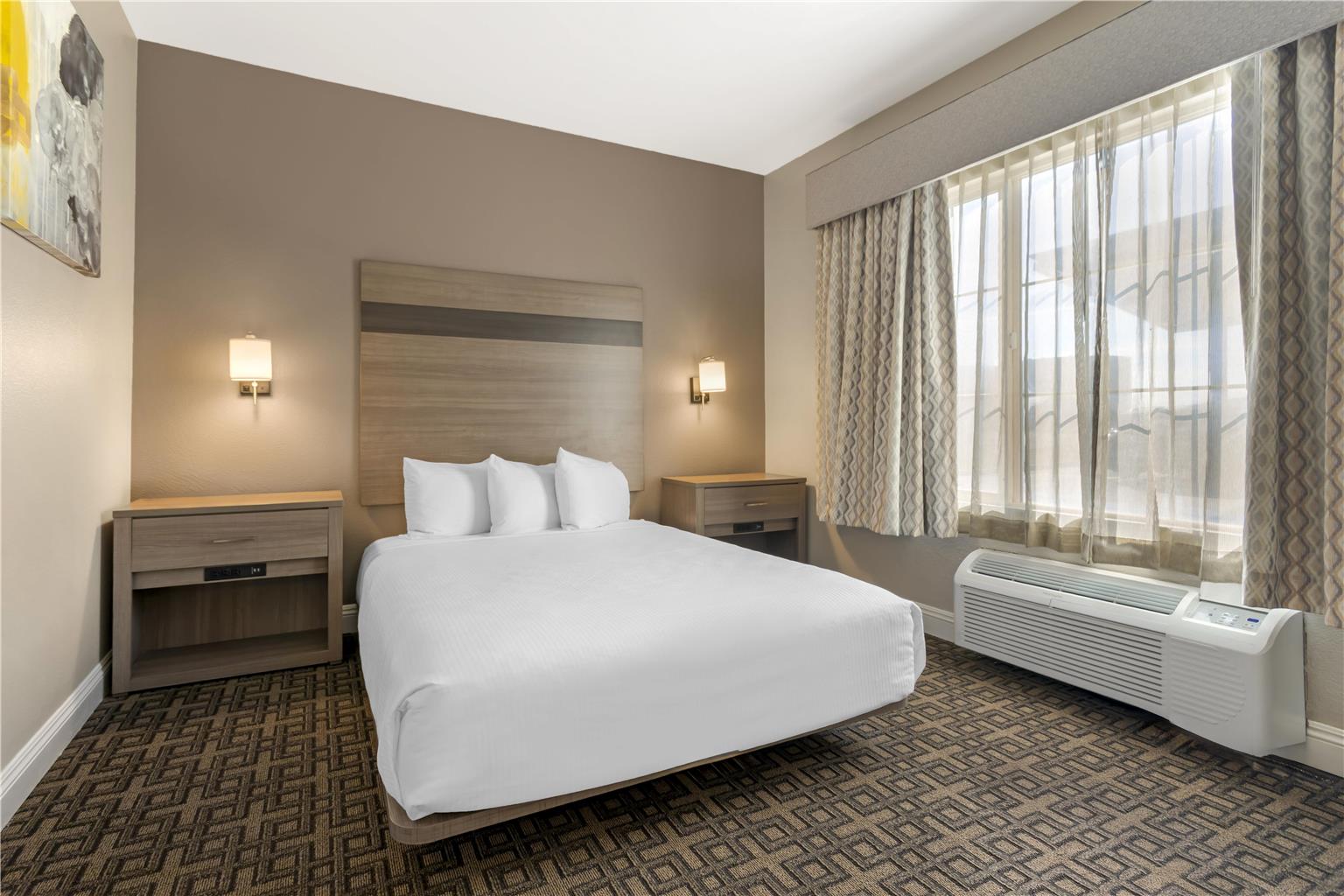 Best Western Kettleman City Inn & Suites - photo 32
