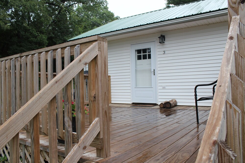 Shawnee Trails Lodging and Suites - photo 48