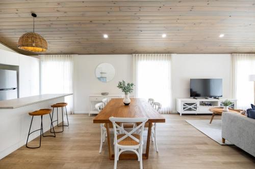 Kaia’s Beach Retreat in Mollymook, Australia