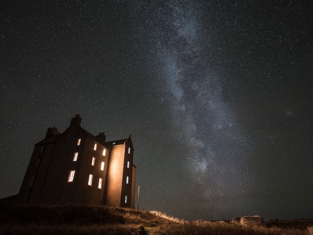 Freswick Castle — 4-Star Luxury Hotel in Wick, United Kingdom