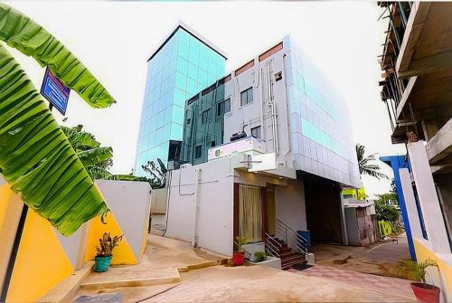 Hotel Titanium Tower - carbon neutral hotel in Chennai